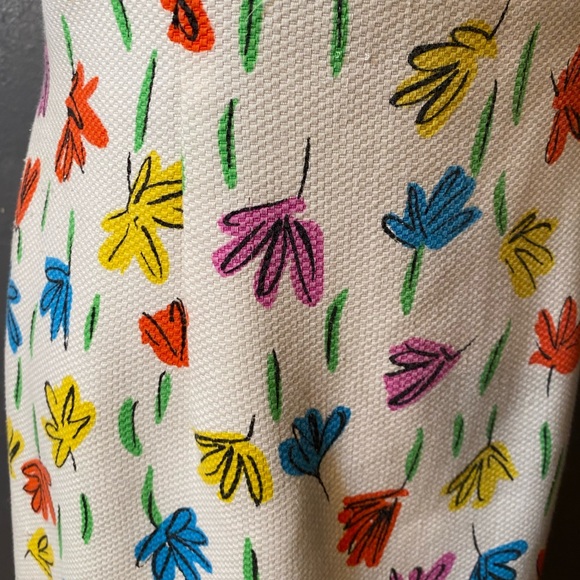 Mevisto flower shift dress - Picture 12 of 16